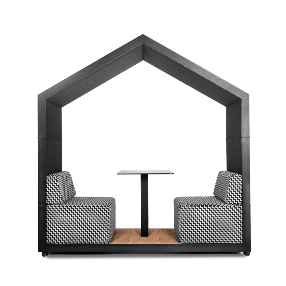 Bejot_Treehouse_TH2_2-hengen_vetäytymistila_hiljainen_tila_sohvilla_02 - Edella Bejot Treehouse TH2 2-hengen akustoiva sohvaryhmä