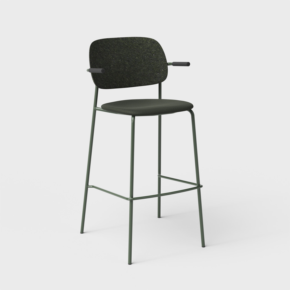 DeVorm_Hale_Bar_Stool_Armrests_Upholstery_Dark_green_verhoiltu_korkea_baarituoli_01 - Edella De Vorm Hale PET Felt Bar Stool Armrests istuinverhoiltu korkea baarituoli