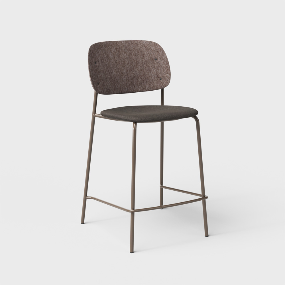DeVorm_Hale_Counter_Stool_Upholstery_Brown_verhoiltu_matala_baarituoli_01 - Edella De Vorm Hale PET Felt Counter Stool istuinverhoiltu matala baarituoli