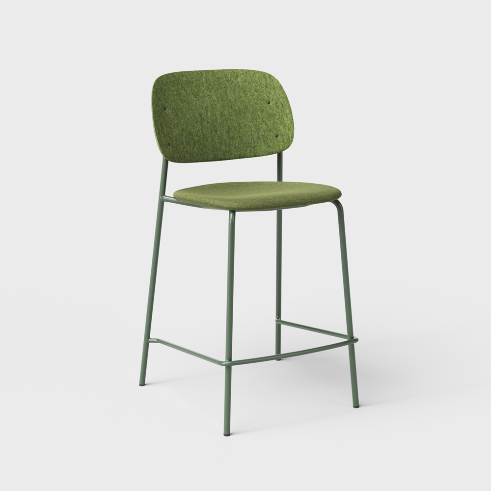 DeVorm_Hale_Counter_Stool_Upholstery_Green_verhoiltu_matala_baarituoli_01 - Edella De Vorm Hale PET Felt Counter Stool istuinverhoiltu matala baarituoli