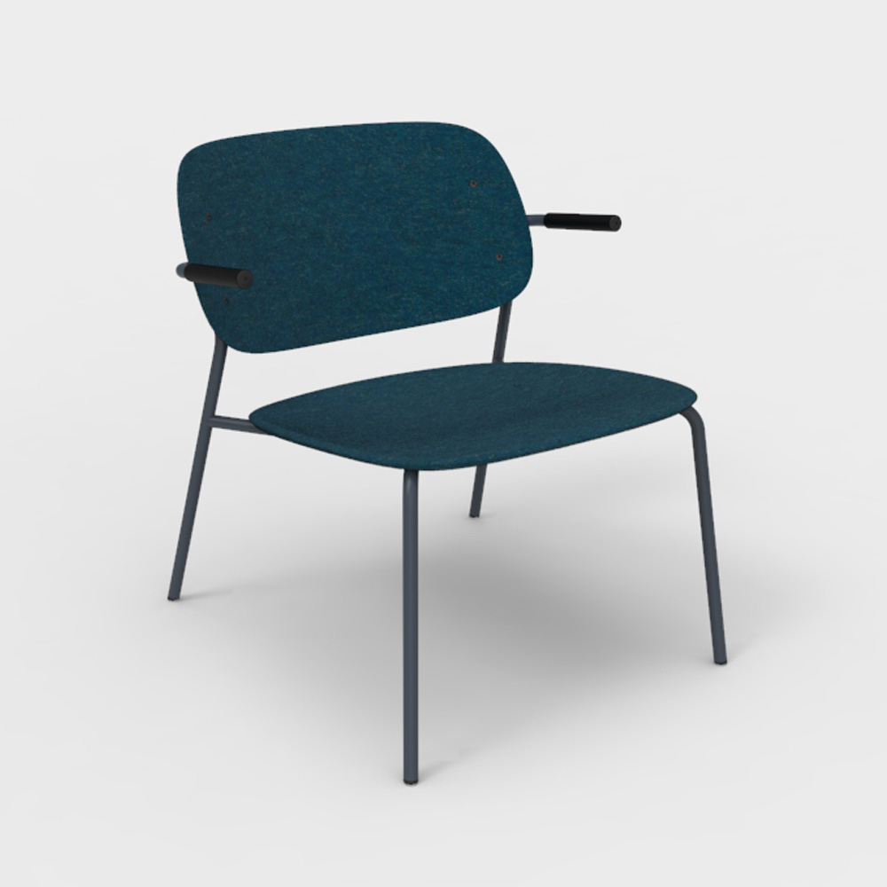 DeVorm_Hale_PET_Felt_Lounge_Chair_Armrests_Marine_nojatuoli_01 - Edella De Vorm Hale PET Felt Lounge Chair Armrests nojatuoli