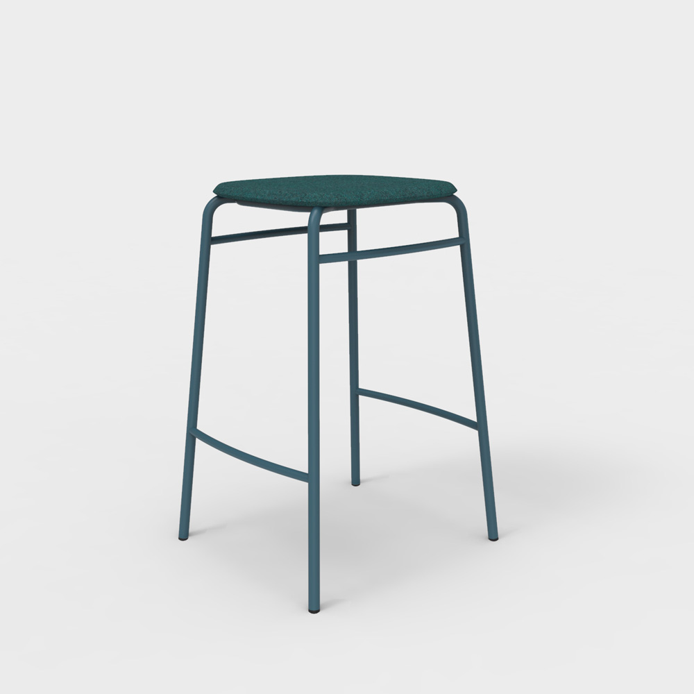 DeVorm_Twist_PET_Felt_Counter_Stool_Upholstery_Turquoise_matala_baarituoli_01 - Edella De Vorm Twist PET Felt Counter Stool istuinverhoiltu matala baarijakkara