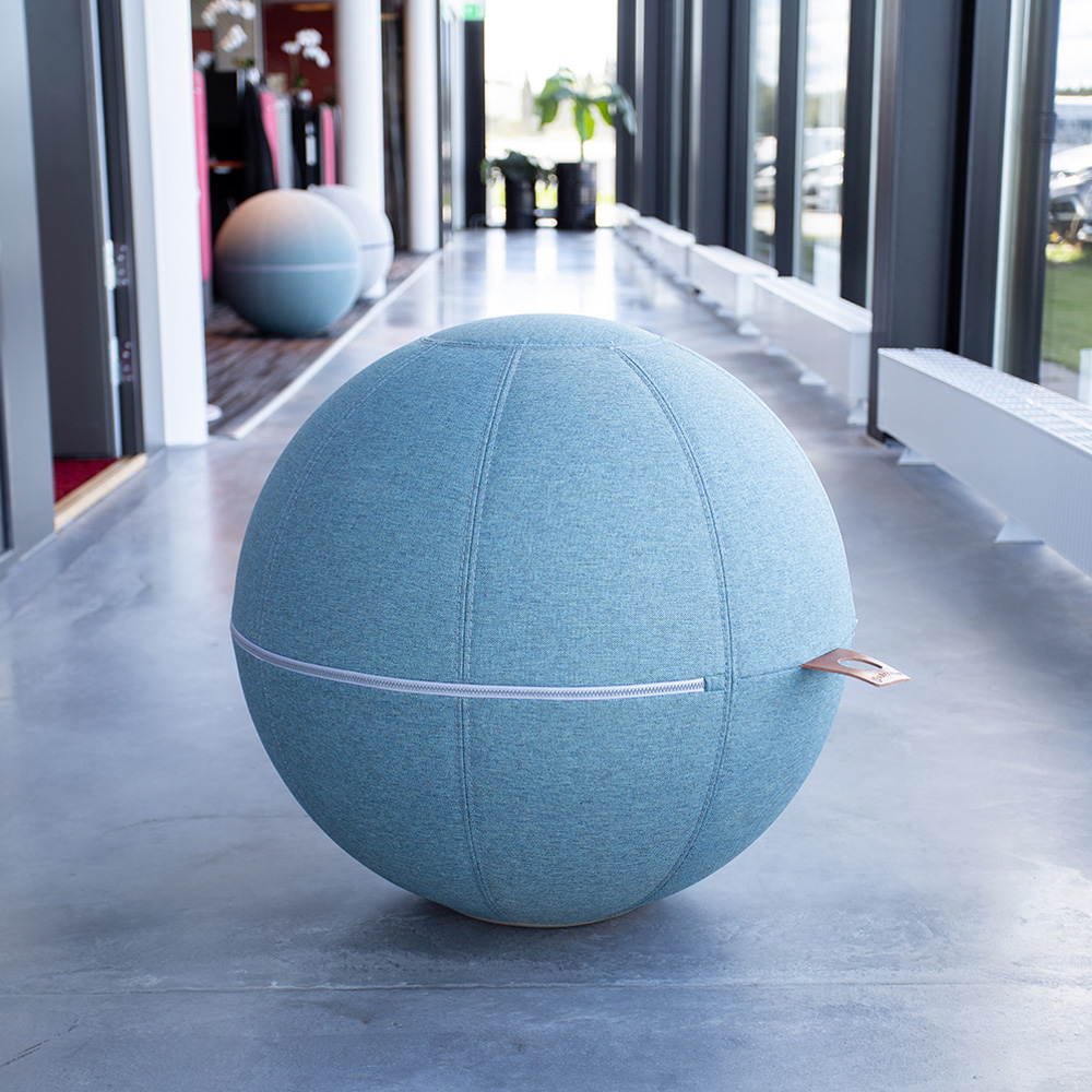 Götessons_Office_Ballz_istumapallo_istuinpallo_verhoiltu_tasapainopallo_02 - Edella Götessons Office Ballz istumapallo
