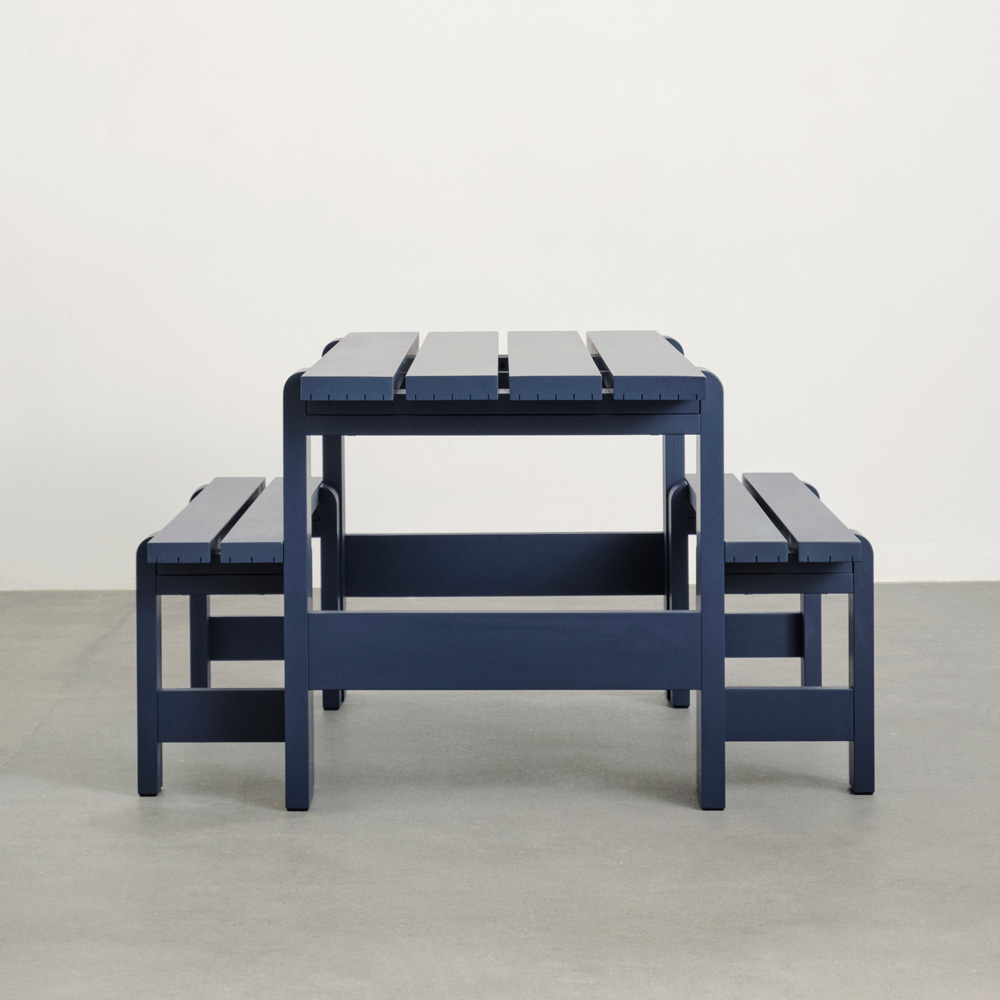 Hay_Weekday_Table_ulkopöytä_ruokapöytä_mänty_07 - Edella Hay Weekday Bench Table Steel blue