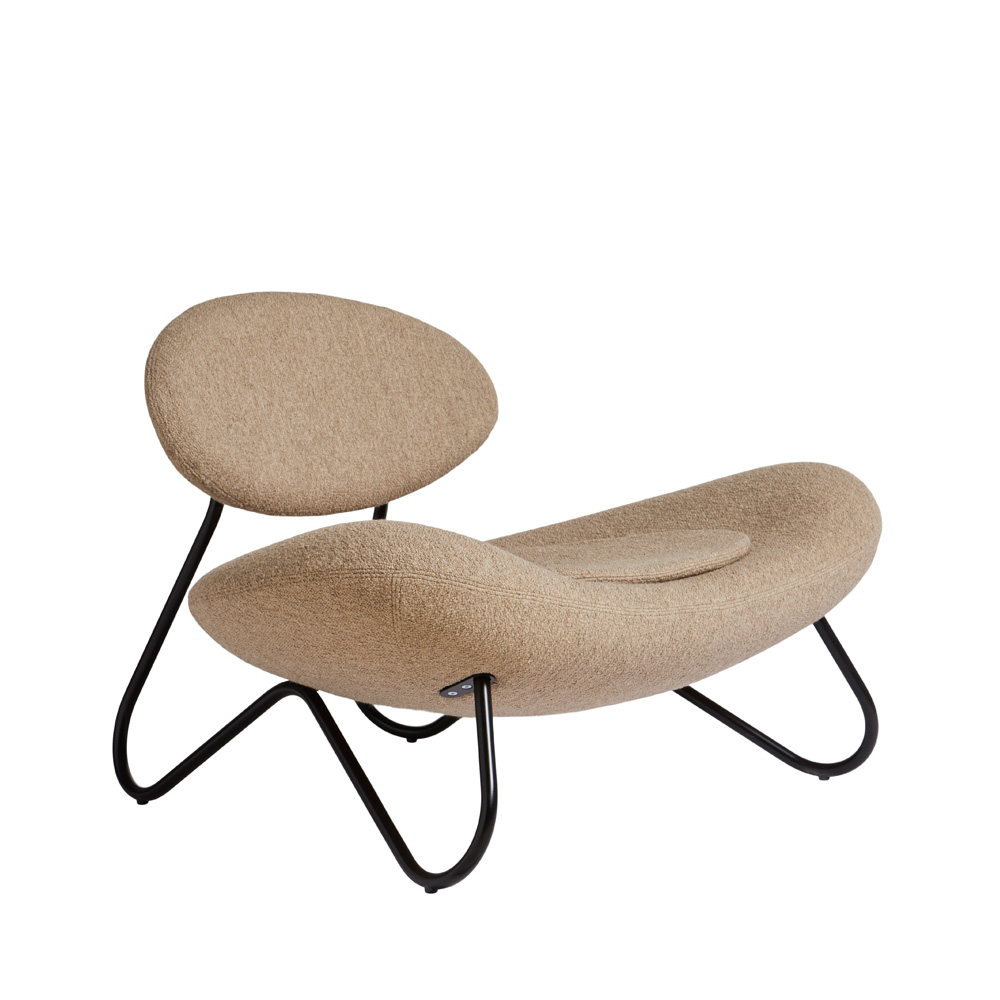 Woud_Meadow_nojatuoli_Barnum-Black_01 - Edella Woud Meadow Lounge Chair nojatuoli