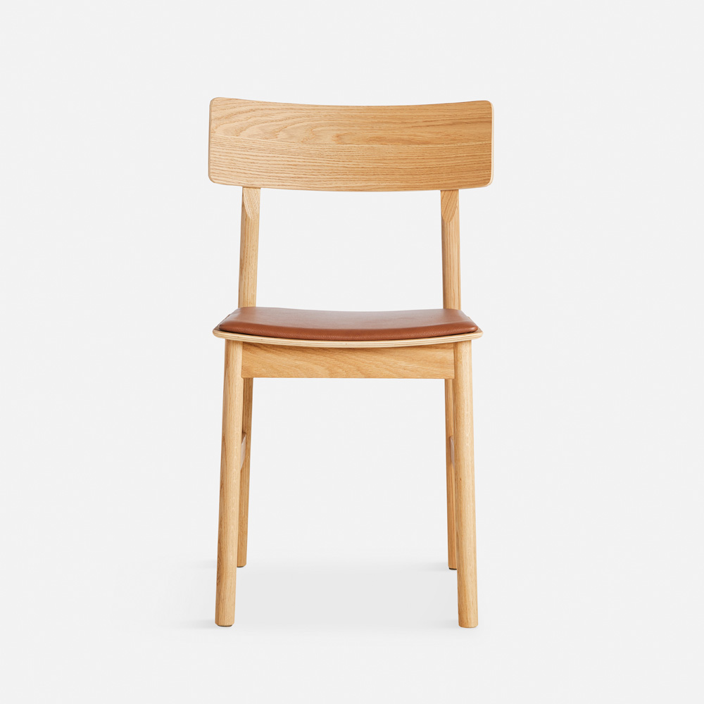 Woud_Pause_ravintolatuoli_puutuoli_öljytty_tammi_istuinpehmuste_02 - Edella Woud Pause Dining chair 2.0 W tuoli istuinpehmusteella