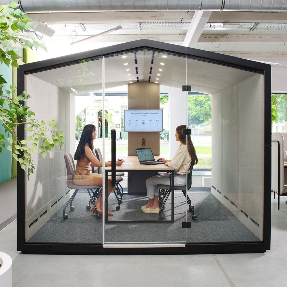 Bejot_Treehouse_TH6G2_6-hengen_vetäytymistila_hiljainen_neuvottelutila_06 - Edella Bejot Treehouse 6G2 1-6-hengen vetäytymistila
