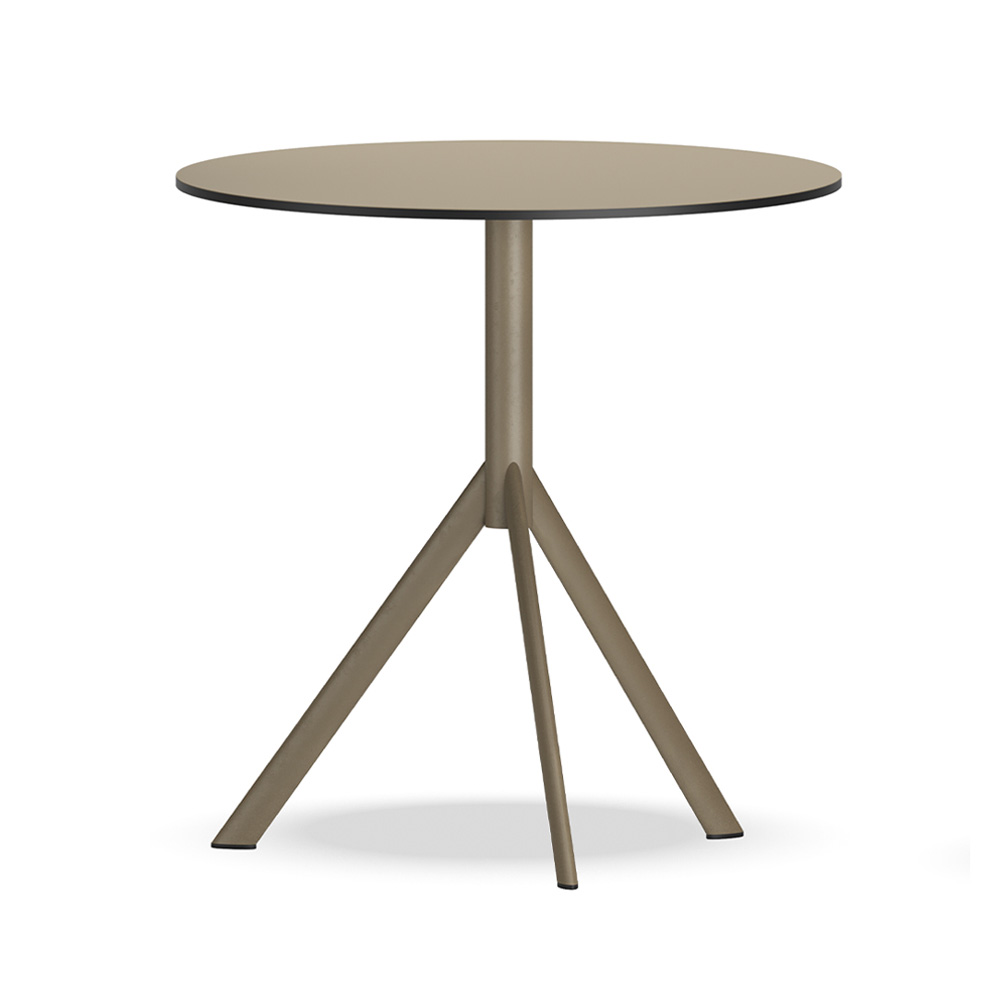 Infiniti_Feluca_Table_3-star_ravintolapöytä_terassipöytä_pyöreä_pöytä_01 - Edella Infiniti Feluca 3 Stars ravintolapöytä / taittopöytä