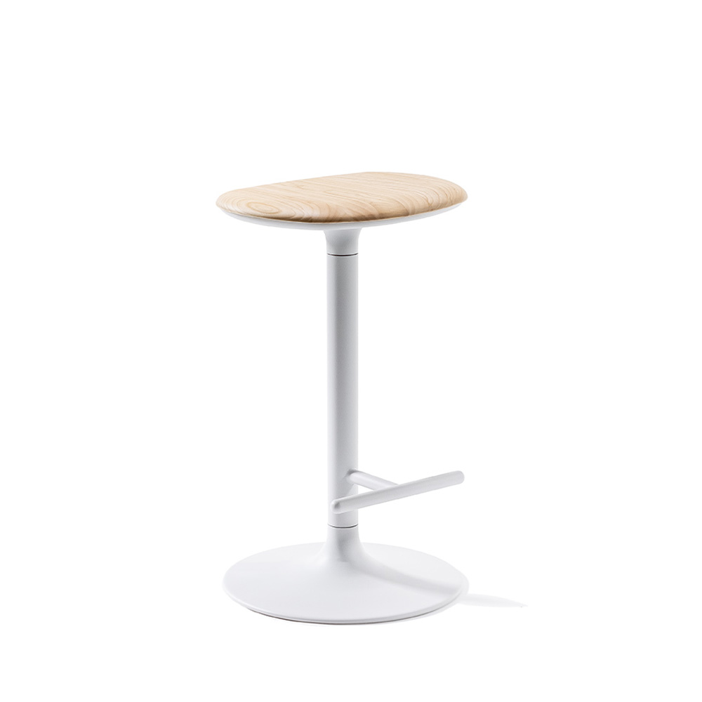 Infiniti Flink Wood Kitchen Stool matala baarijakkara
