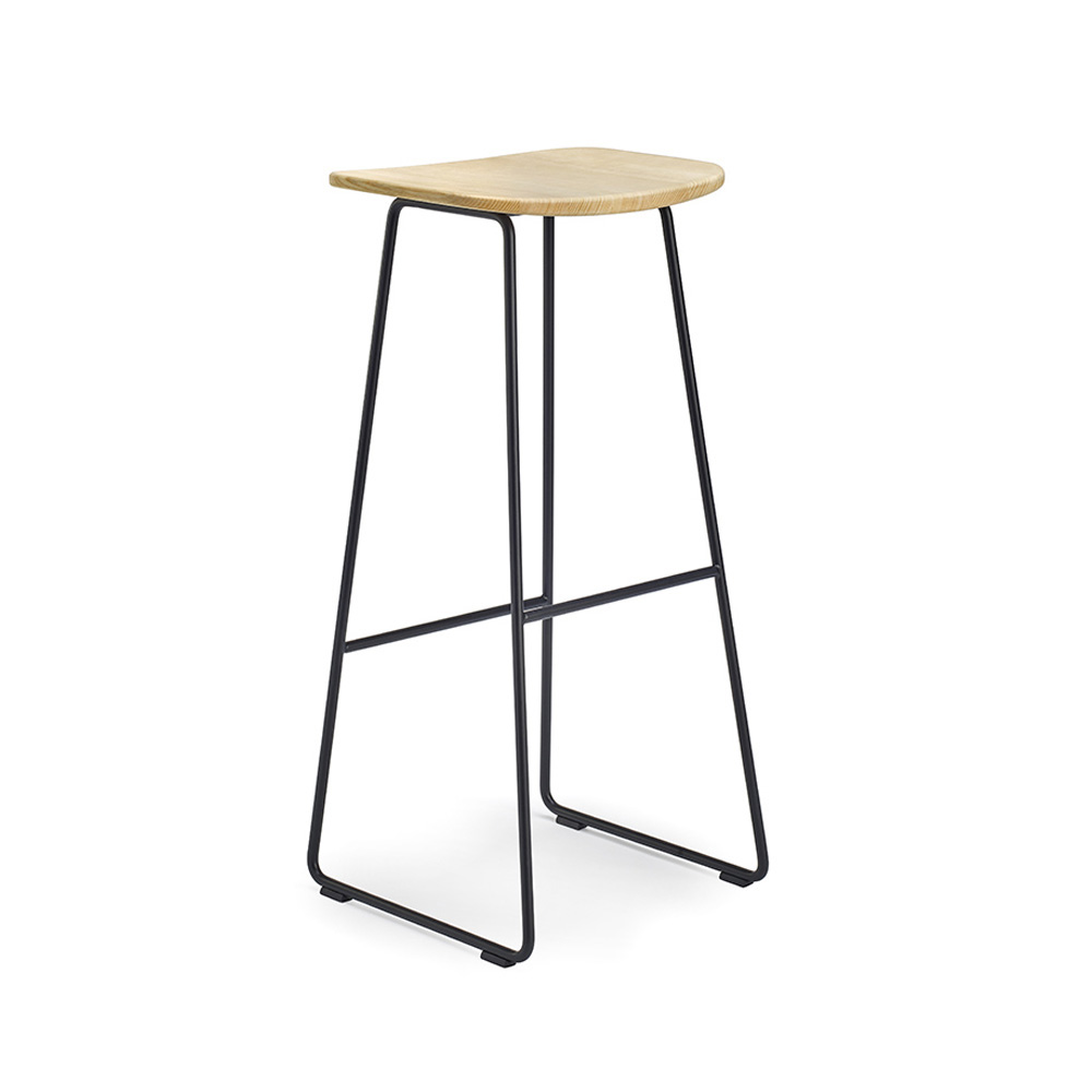 Infiniti_Klejn_Bar_Stool Wood_korkea_baarituoli_baarijakkara_01 - Edella Infiniti Klejn Bar Stool Wood korkea baarijakkara