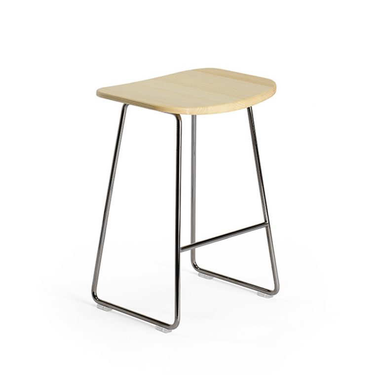 Infiniti Klejn Low Stool Wood jakkara