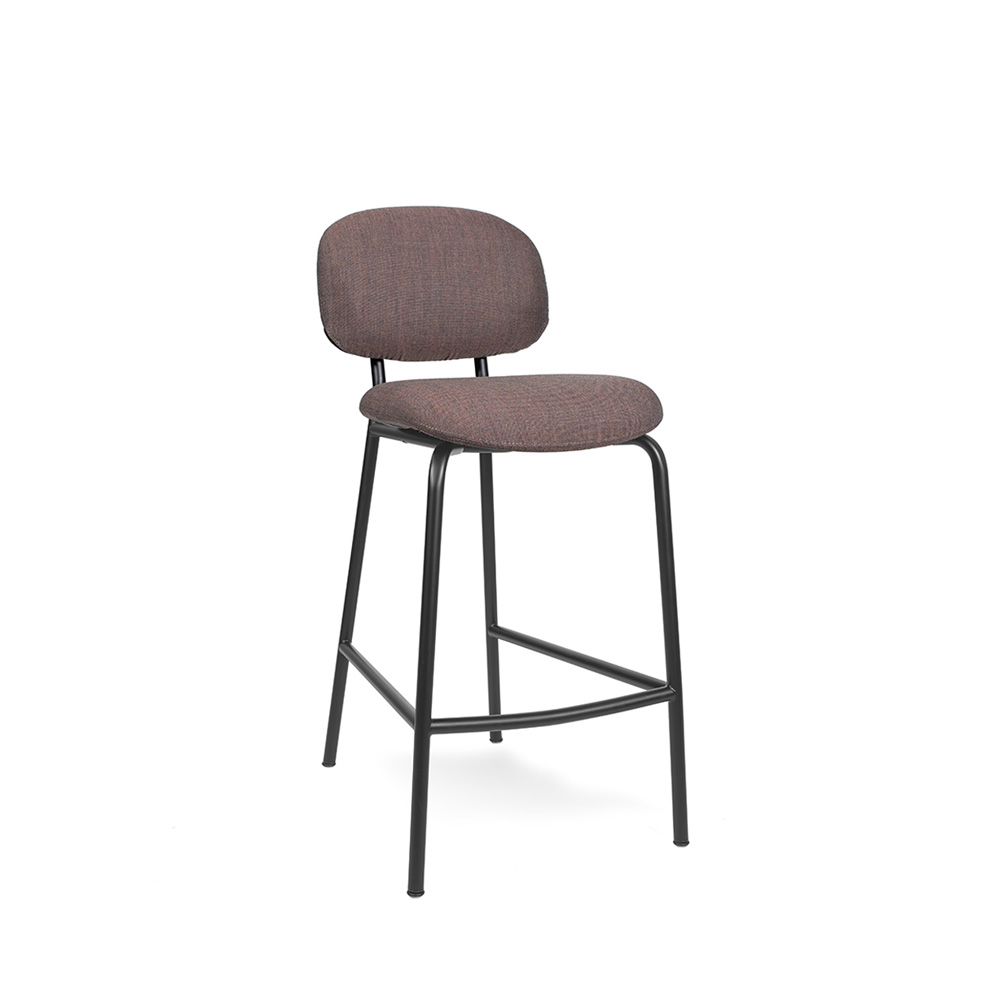 Infiniti_Tondina_Fat_Kitchen_Stool_Baarituoli_verhoiltu_putkijalat_05 - Edella Infiniti Tondina Fat Kitchen Stool matala baarituoli