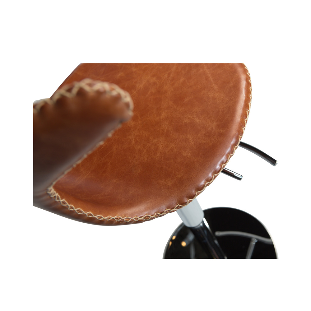 Danform_DOLPHIN_BAR_STOOL_Baarituoli_-light_brown_leather_w_round_polished_steel_base_laippajalka_04 - Edella Dan-Form Dolphin Bar Stool baarituoli laippajalalla